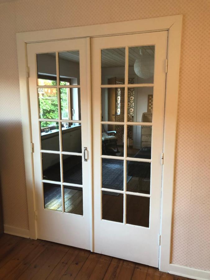 Retro Bolig - Fyldt Med Hygge! Ingen Luksus Apartment Kolind Exterior photo